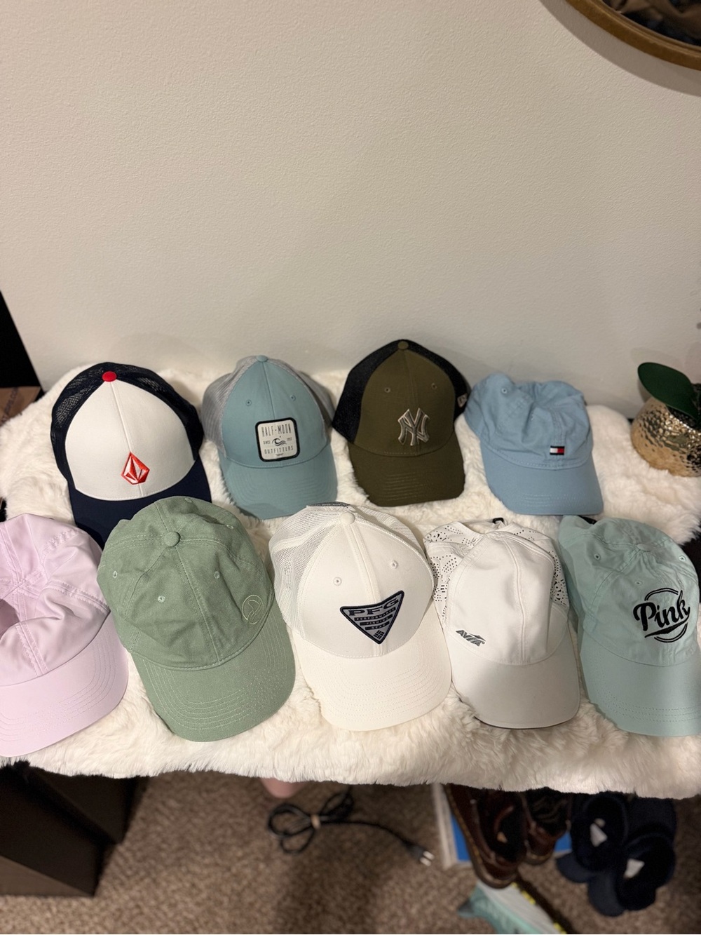 Women's hats bundle
